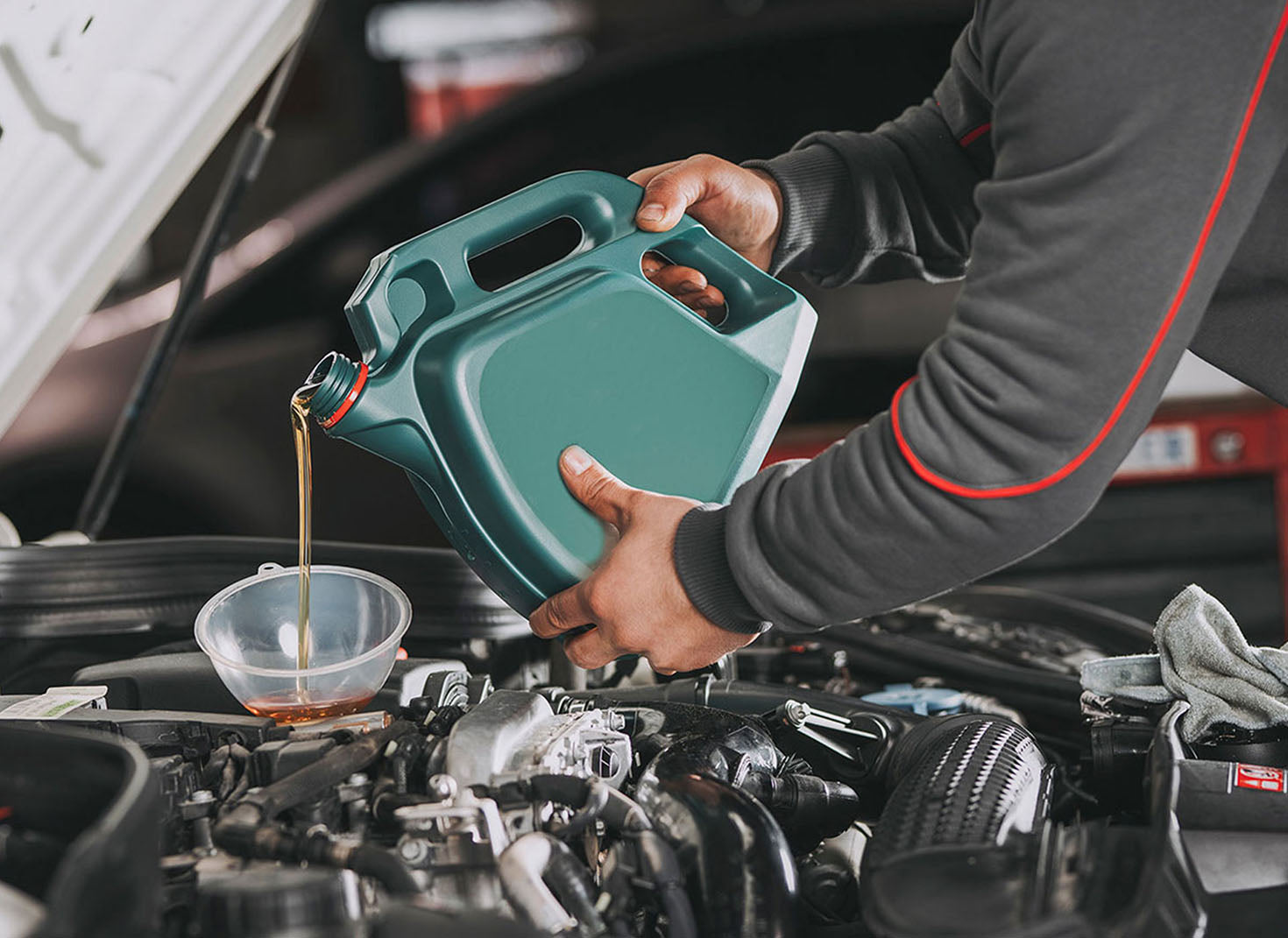 Los 10 Beneficios del Aceite de Motor